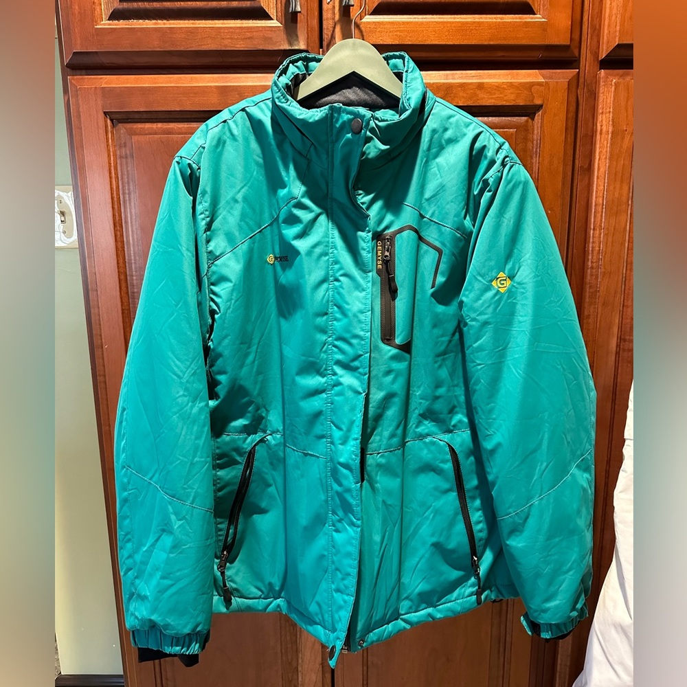Women’s Ski Jacket